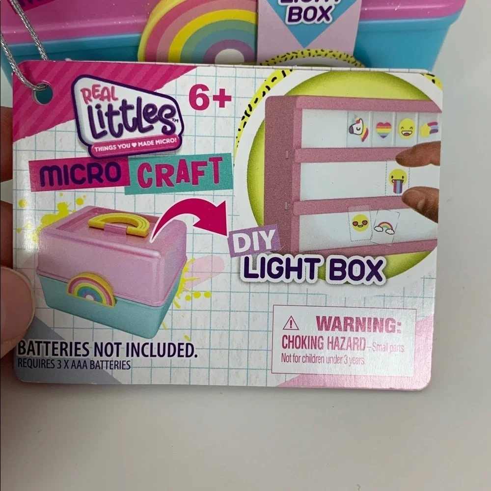 Real Littles DIY Micro Craft Kit Set - LIGHT BOX - 2023 New